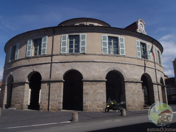 La mairie ronde d'Ambert